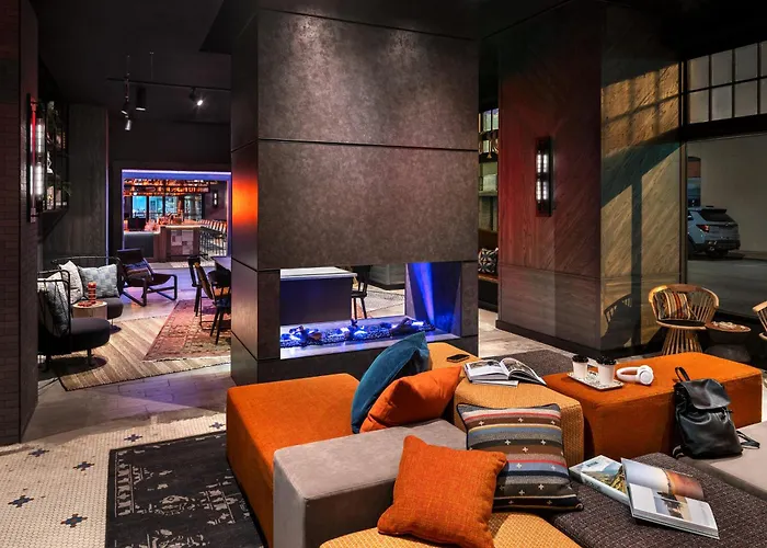 Moxy Springfield Downtown