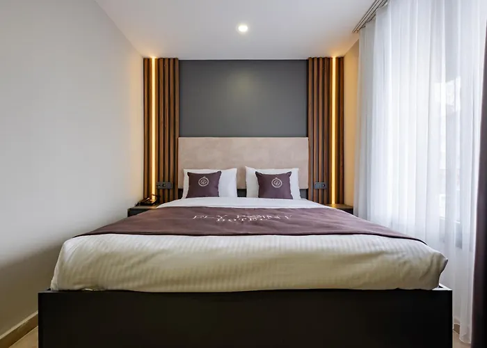 Fly Point Airport Hotel