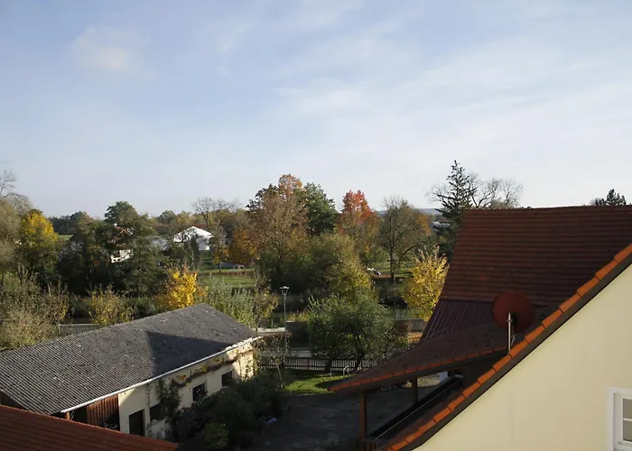 Pension Eichschmid / Roell'N Biergarten