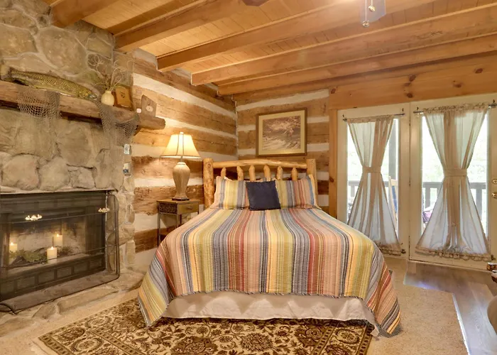 3 Mi To Nat'L Park: Townsend Apt On Little River!