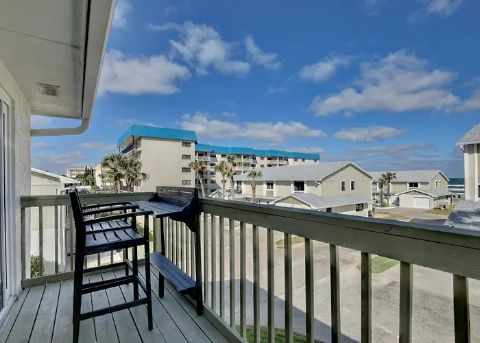 Zen Beach Retreat - Ocean View Townhouse -No Drive Beach