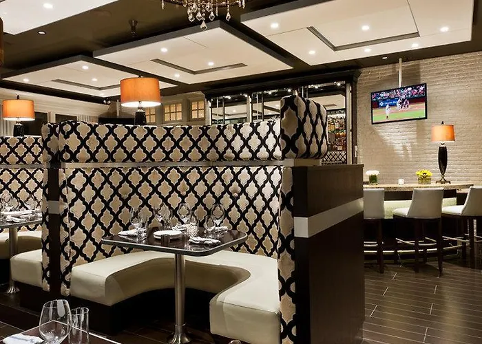 Wayne Hotel