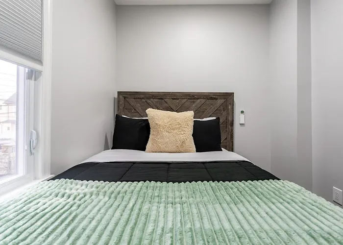 Modern Escape 3Br Apt With Parking