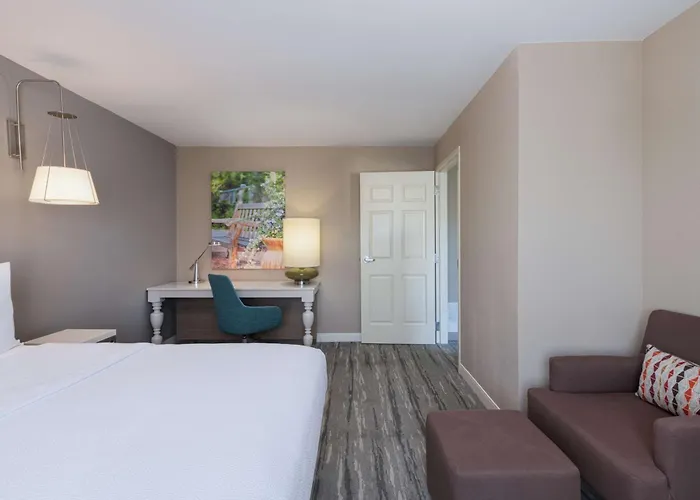 Hilton Garden Inn Saint Charles