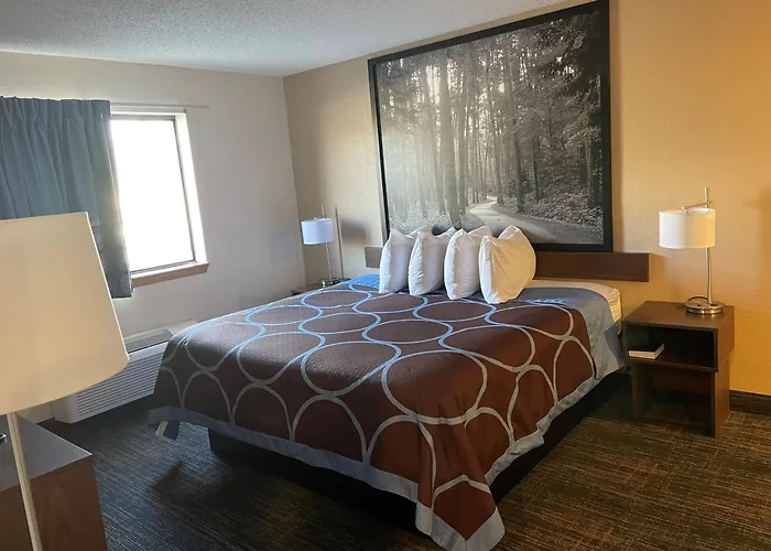 Super 8 By Wyndham Bemidji Mn