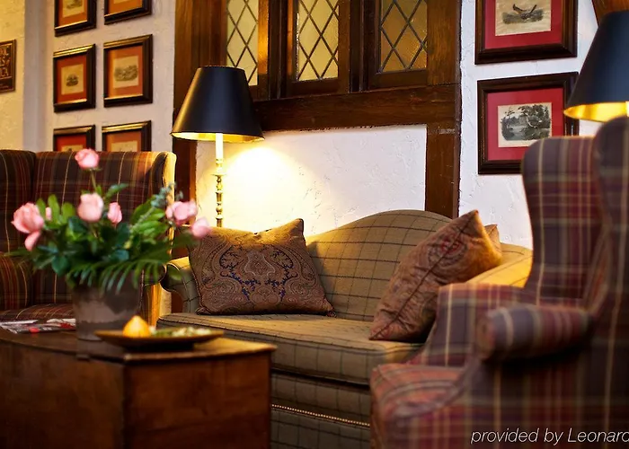 Deer Path Inn
