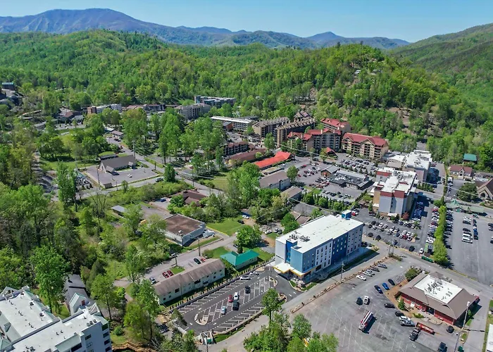 Comfort Suites Gatlinburg Downtown-Convention Center