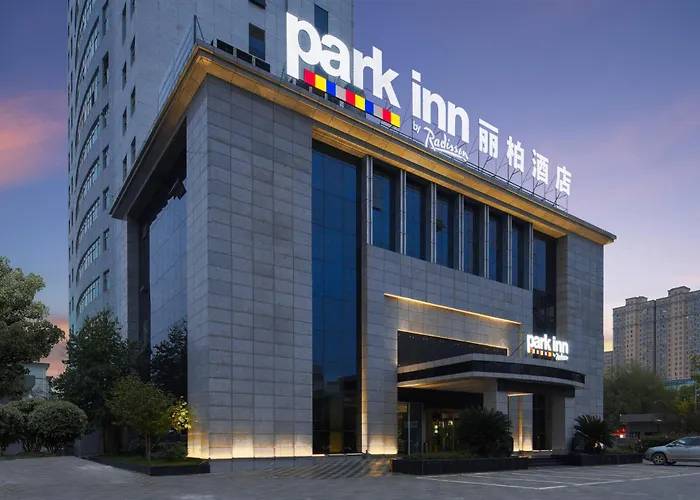Park Inn By Radisson Hanzhong Central Square & High Speed Rail Station