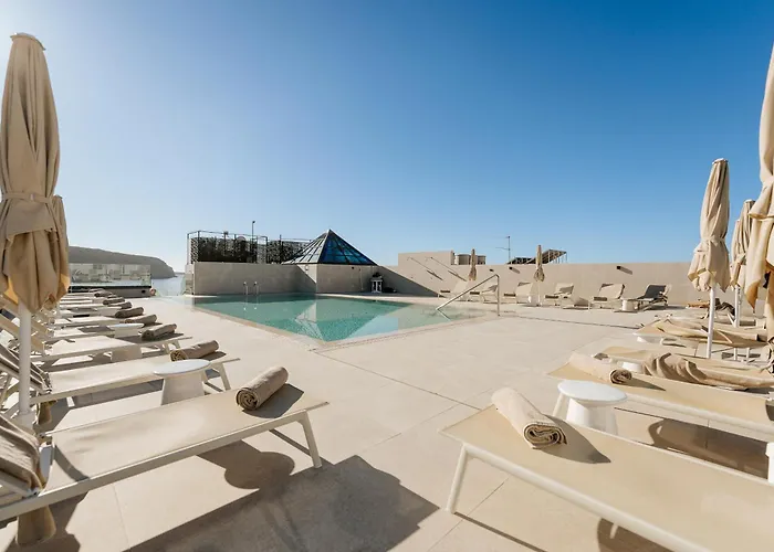 Hotel Reveron Plaza