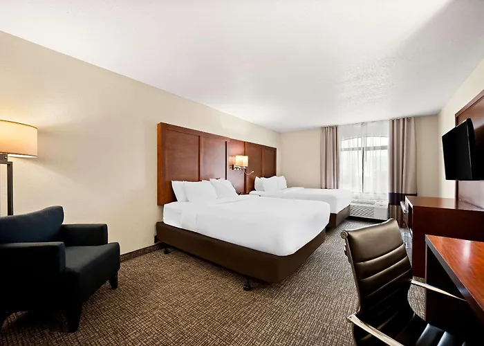 Comfort Inn & Suites Decatur-Forsyth