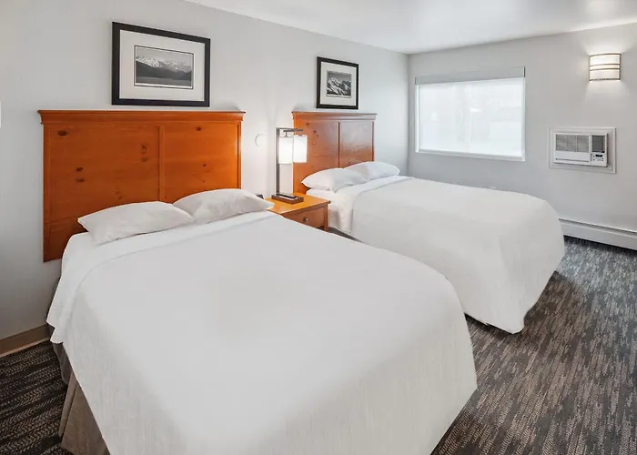 Hotel Edgewater By Aspen Hotels
