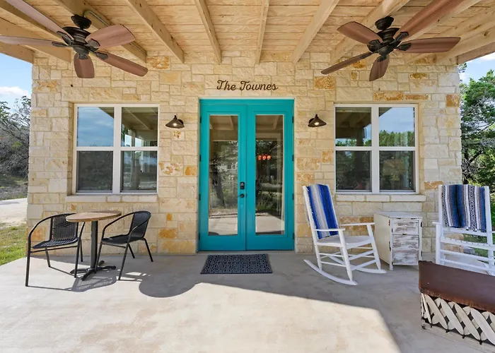 Hill Country Casitas