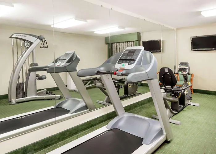 Ramada By Wyndham Columbia