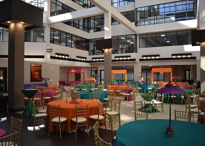Sheraton Lisle Naperville Hotel
