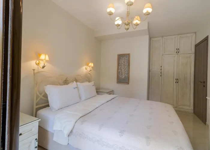 Kassandrinos Apartments Apostolos