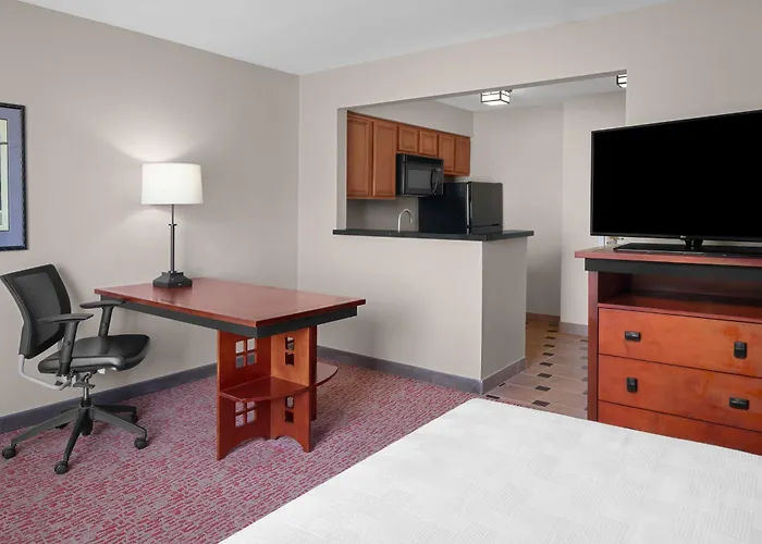 Larkspur Landing Extended Stay Suites Roseville