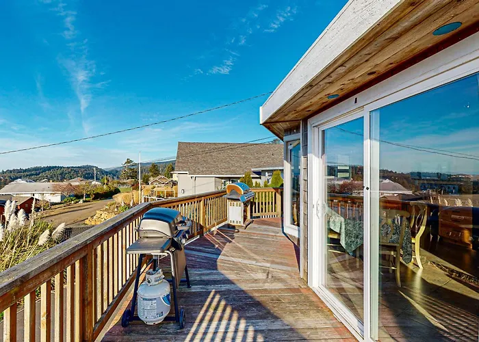 Carousel House In Pacific City