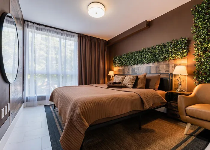 Monroe Apart Hotel