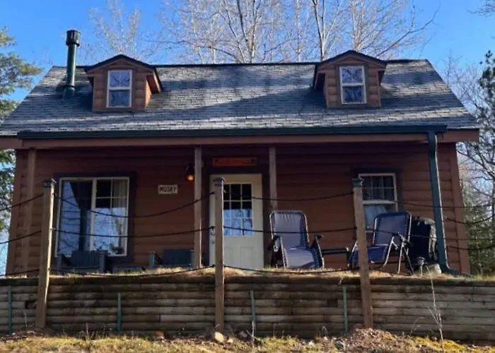 Cozy Hayward Moose Lake Getaway
