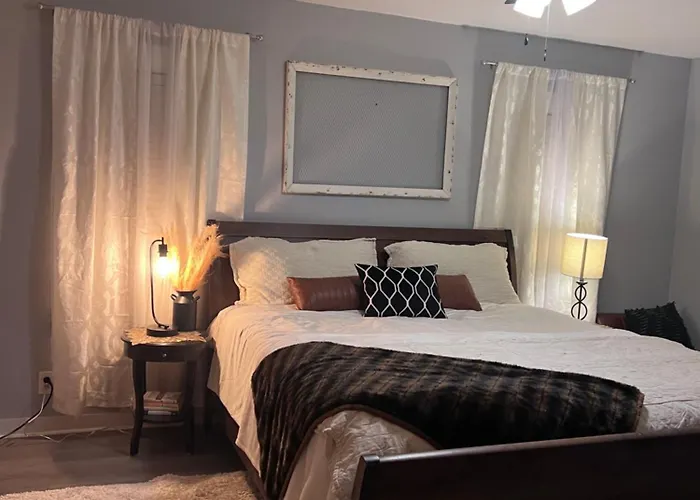 Bluebonnet Apartment Athens Tx King Size Bed 2 Min From Courthouse