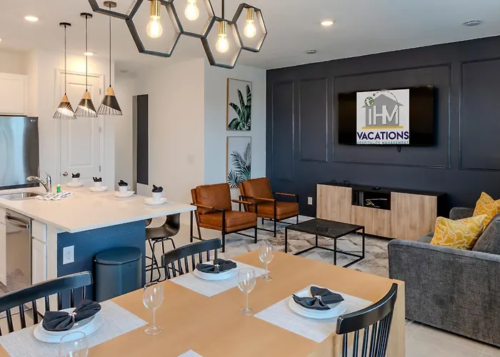 Pet Friendly Luxury Escape Minutes From Disney 347