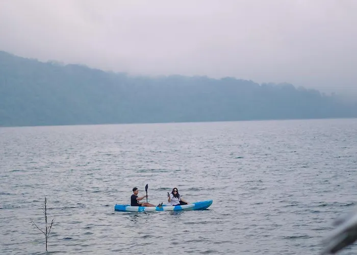 Pondanu Cabins By The Lake