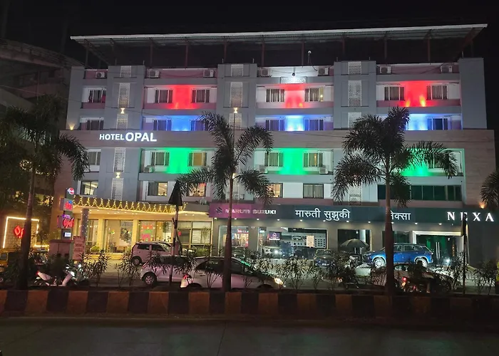 Hotel Opal