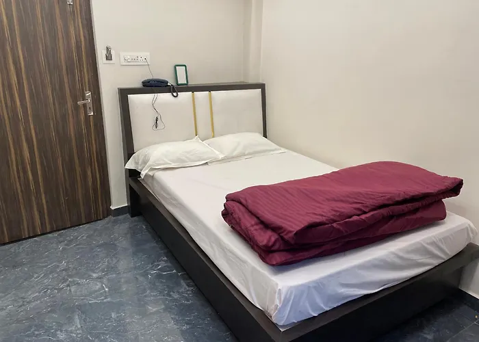 India Hotel And Restaurant