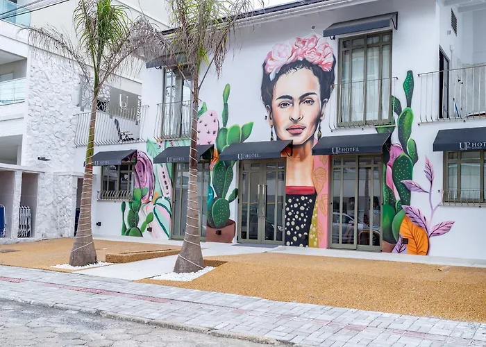 Up Hotel Boutique