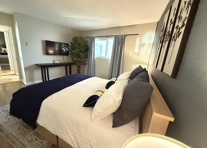Oceanfront 1 Bedroom Oasis W Parking & Pool 107