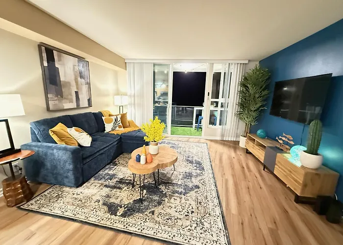 Oceanfront 1 Bedroom Oasis W Parking & Pool 417