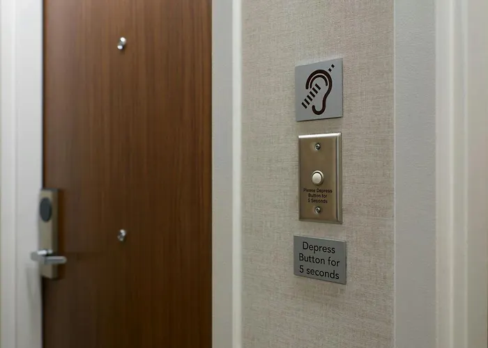 Courtyard By Marriott Los Angeles Pasadena Old Town