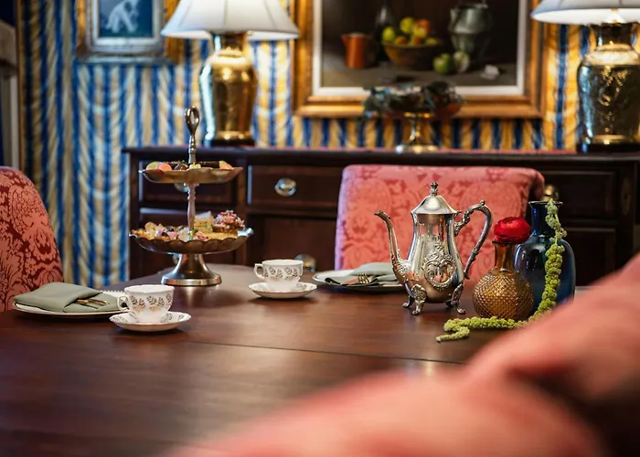 The Hotel Saskatchewan, Autograph Collection