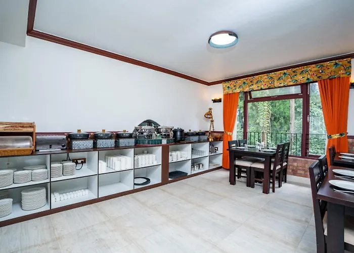 Summit Sherpa Mountain Hotel & Spa