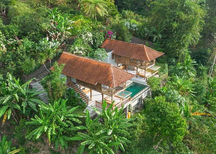 Ocean & Mountain View Villa, Waterfalls, Munduk Eco-Luxe By Santrian