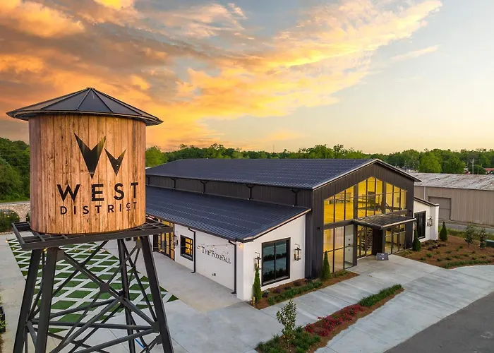Downtown Loft - Above Bull & Barrel & Close To Georgia Southern
