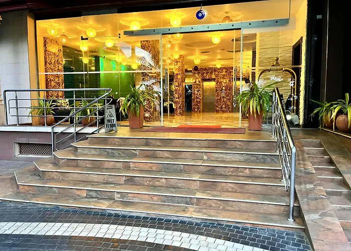Aryana Queen Beach Resort