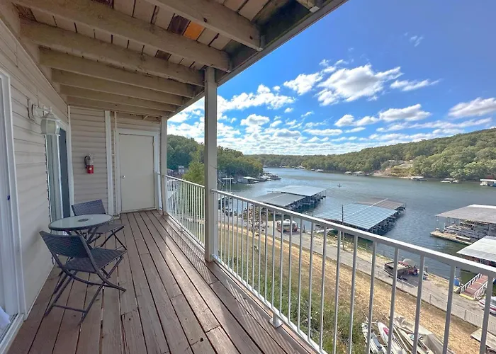 Wheelhouse Wonderland Lakefront Luxury Condo