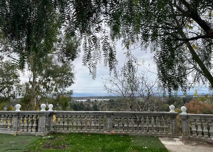 Specious 6000 Sf Privat Gated Villa With View