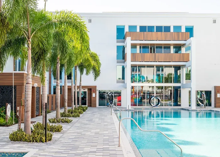 Kompose Boutique Resort @ Theme Parks