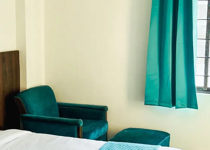 Hotel Emerald