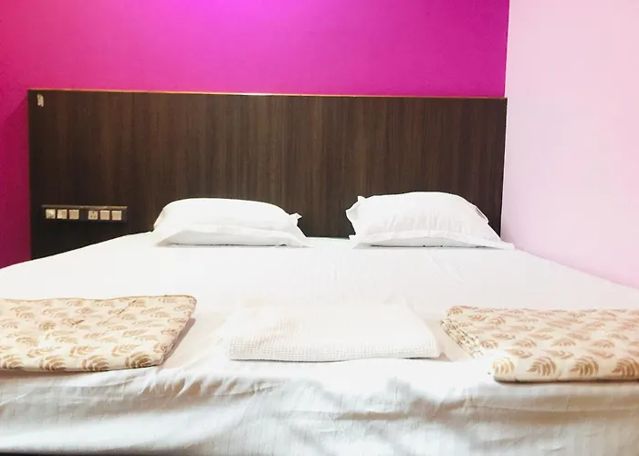 Chanda Palace Guest House