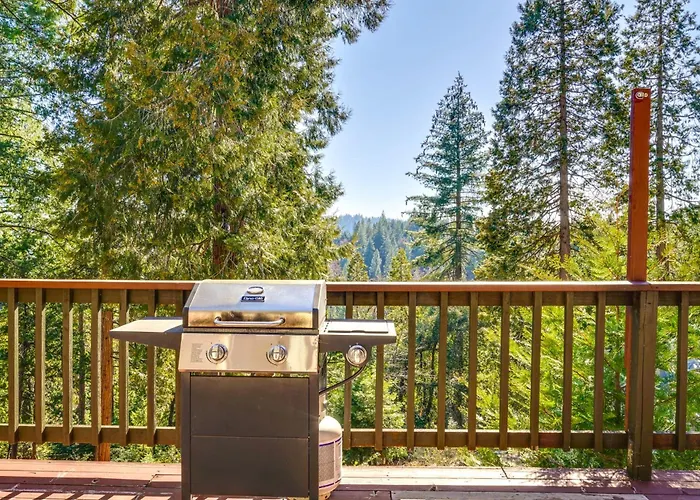 Serene Nevada City Cabin: 4 Mi To Scotts Flat Lake