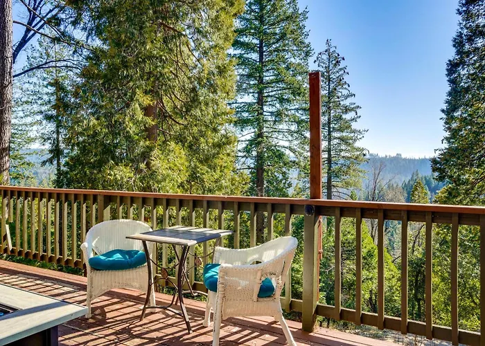 Serene Nevada City Cabin: 4 Mi To Scotts Flat Lake