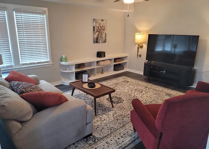 Mid-Century Vintage Apartment