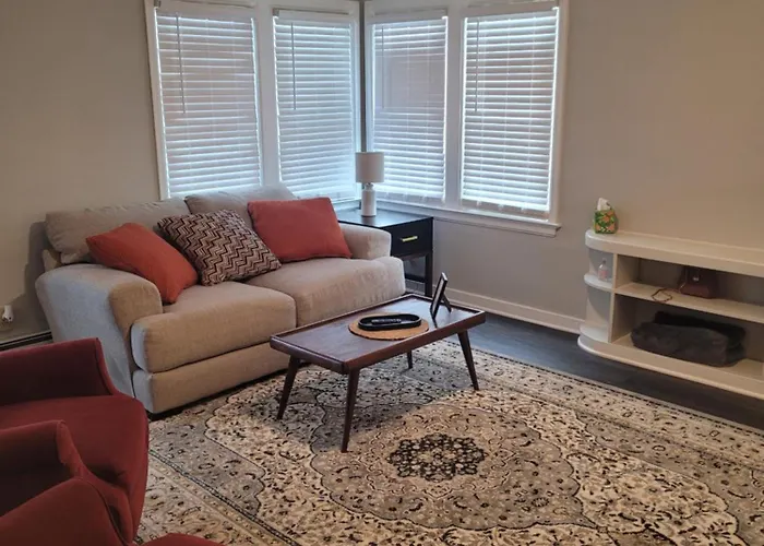 Mid-Century Vintage Apartment