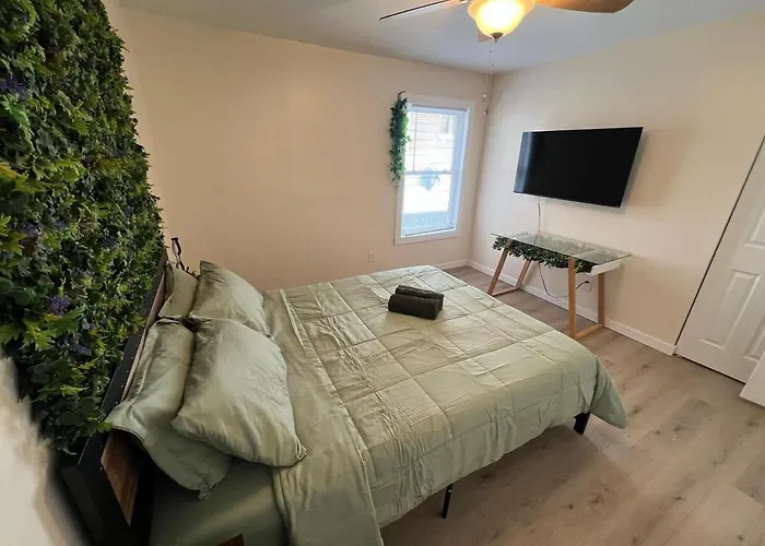 2Br Modern Home - Near Wvu, Hospitals & Stadium