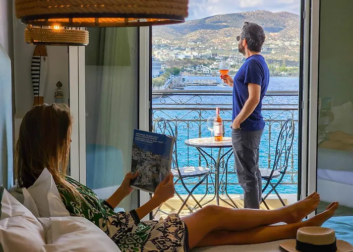 Hotel Port 7- Boutique Collection