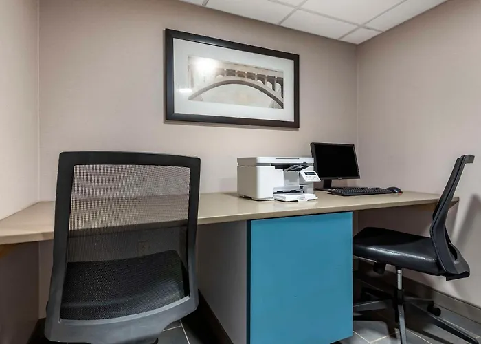 Comfort Inn & Suites Liverpool - Syracuse North