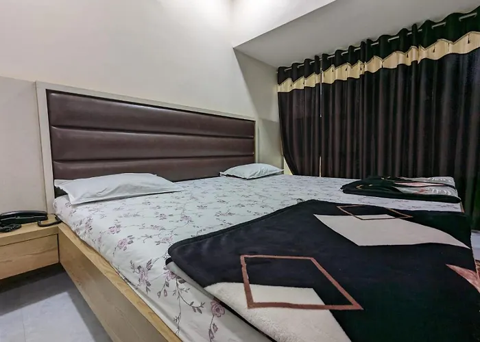 Hotel Shivneri